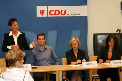 Steffi Lamers, Ministerin a.D., Mitglied im Prsidium des Landessportbundes Brandenburg whrend ihrer Rede.